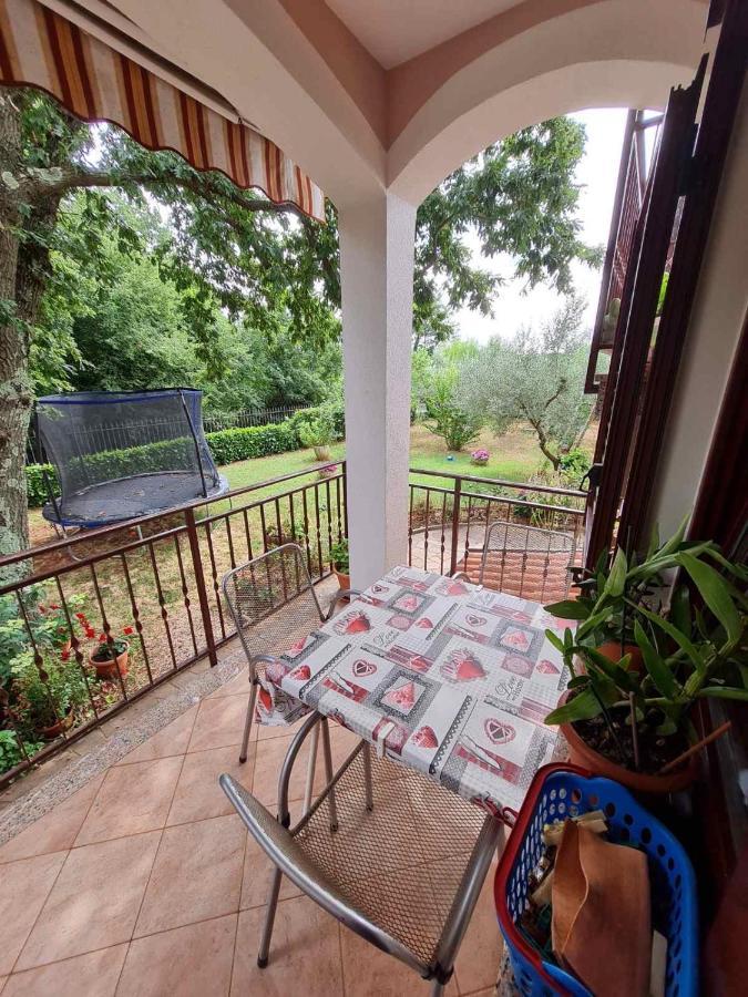 Apartment Ornela ウマグ エクステリア 写真